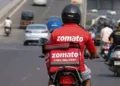 Zomato Delivery Agent Note Triggers Debate on Tipping Culture