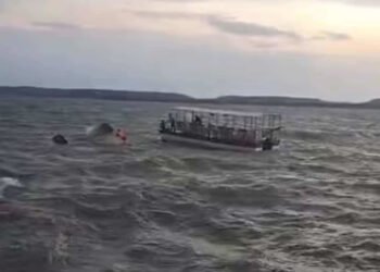 Jabalpur Administration Clarifies Viral Bargi Dam Boat Tragedy Photo Is Fake