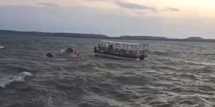 Jabalpur Administration Clarifies Viral Bargi Dam Boat Tragedy Photo Is Fake