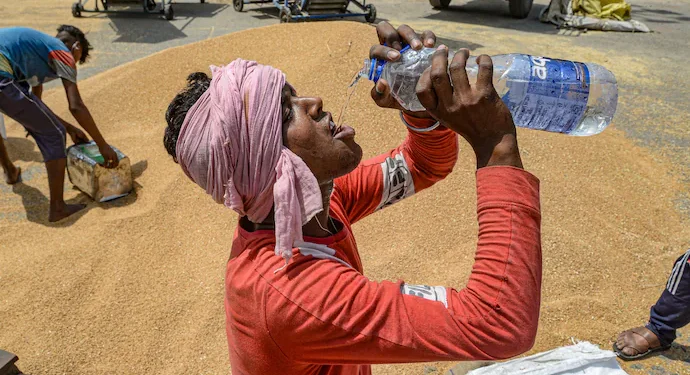 Viral Summer Hacks Indians Are Using to Beat the Heatwave