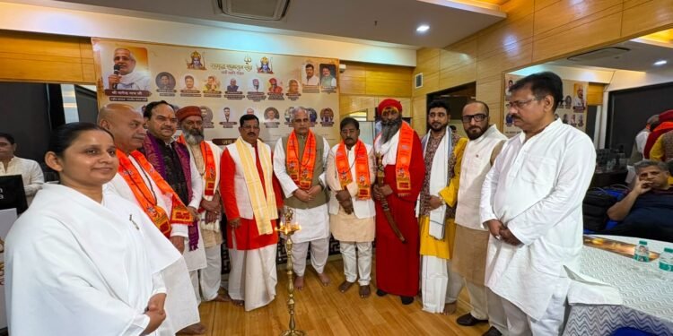 Silver Medalist at World Boomerang Championship, Prabhakaran S., Honoured at Samriddh Sanatan Sangh Programme
