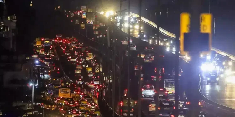 Bengaluru Traffic and Hybrid Offices Are Reshaping Rush Hour