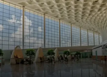 Adani Airports Raises $1 Billion From Global Investors